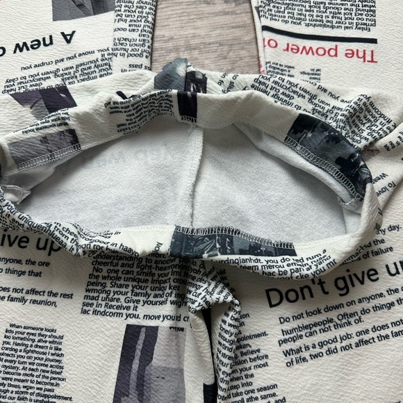 Text Print Long Sleeve Top - Picture 2 of 3